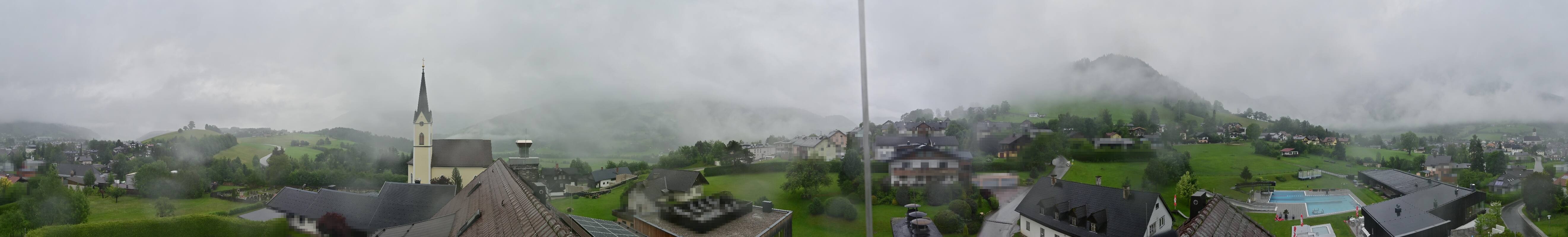 Archiv Foto Webcam Gröbming: Kirche und Panoramabad