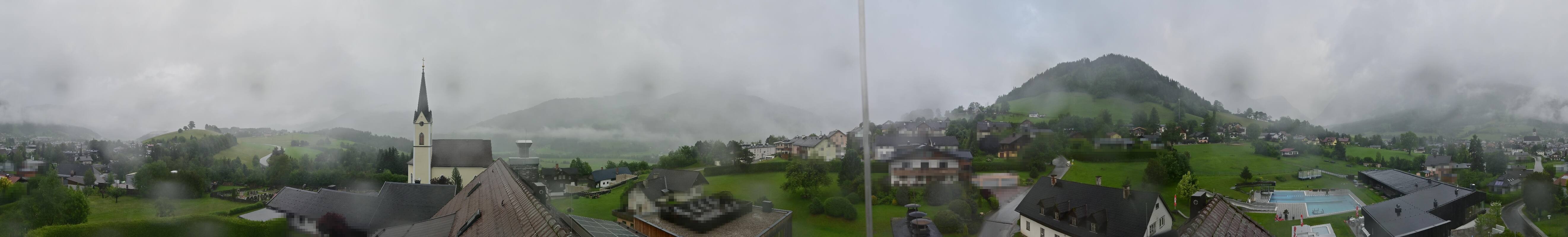 Archiv Foto Webcam Gröbming: Kirche und Panoramabad