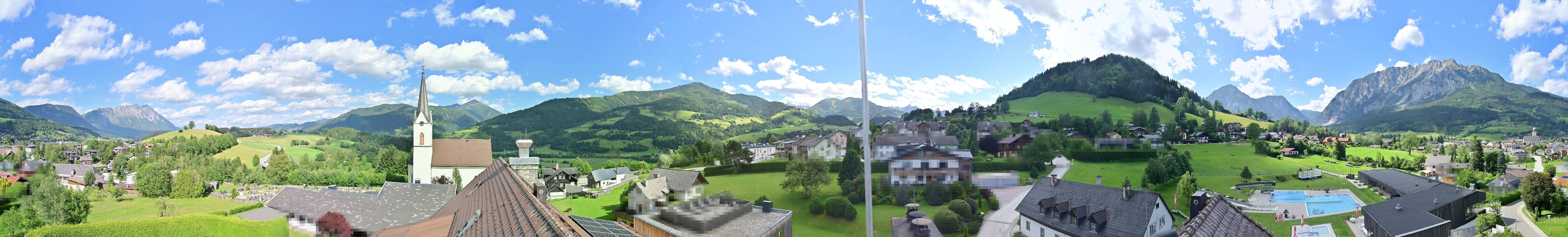 Archiv Foto Webcam Gröbming: Kirche und Panoramabad