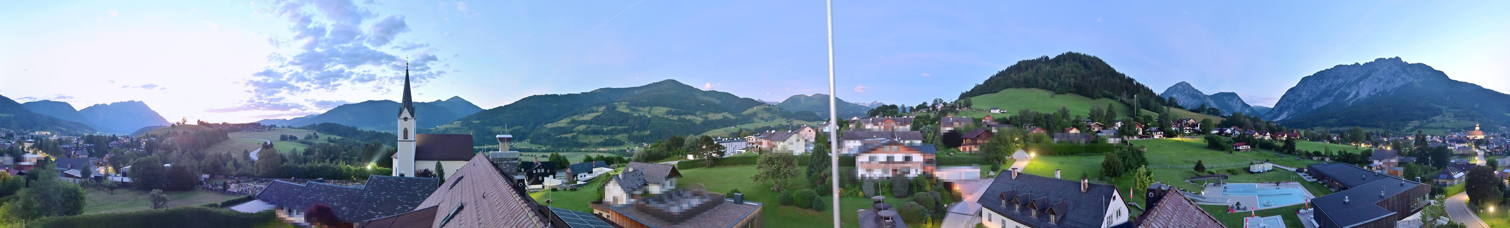 Archiv Foto Webcam Gröbming: Kirche und Panoramabad