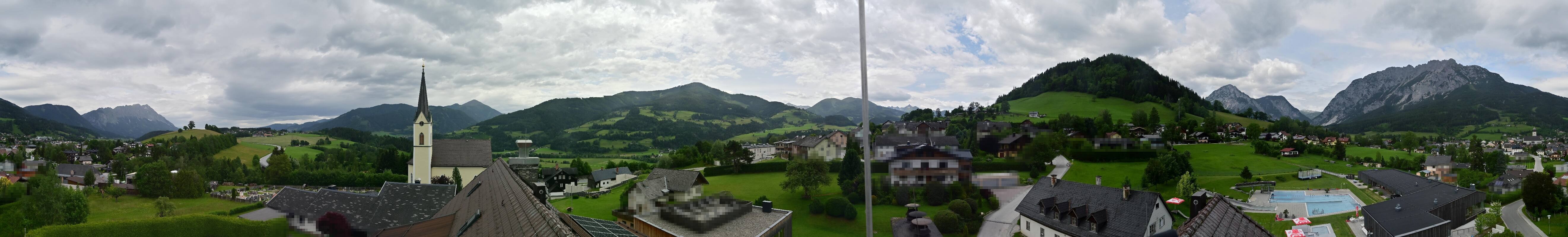Archiv Foto Webcam Gröbming: Kirche und Panoramabad
