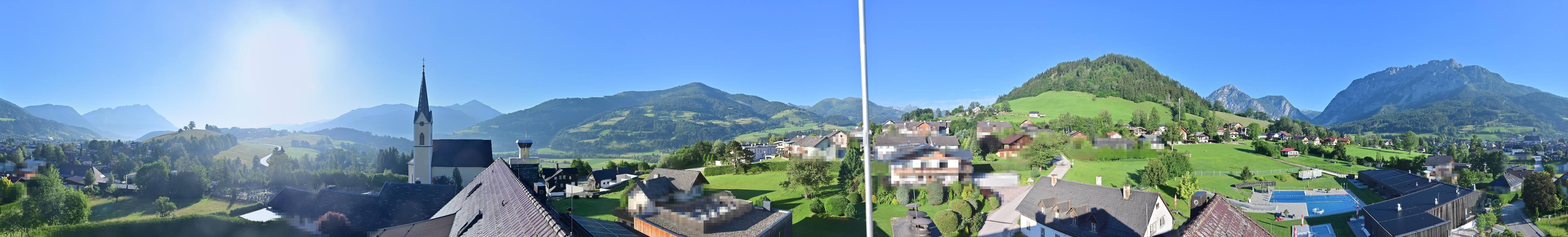 Archiv Foto Webcam Gröbming: Kirche und Panoramabad
