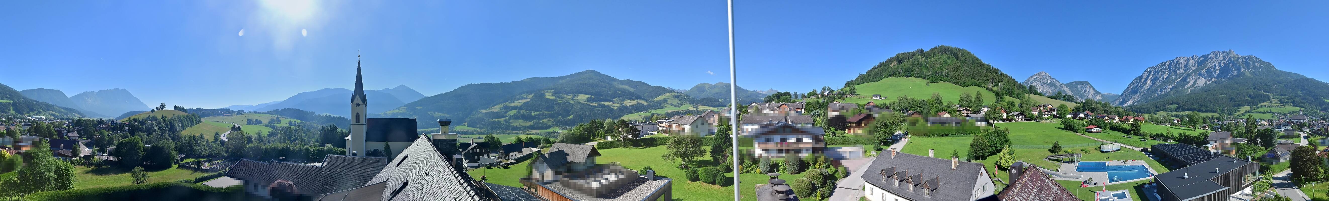Archiv Foto Webcam Gröbming: Kirche und Panoramabad