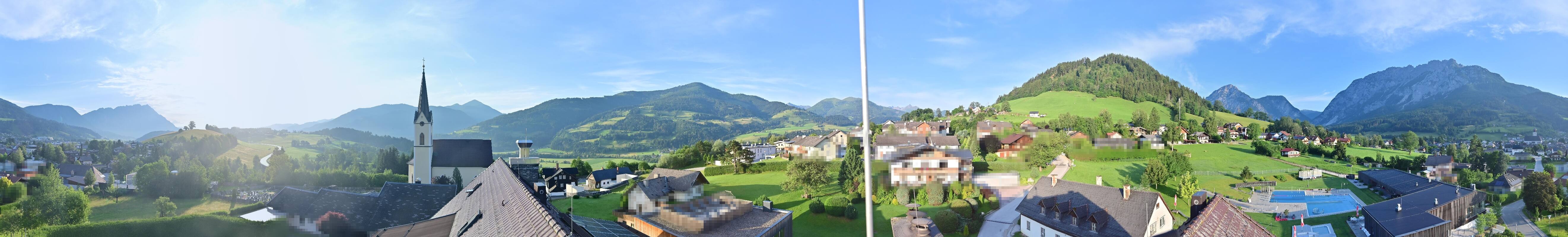 Archiv Foto Webcam Gröbming: Kirche und Panoramabad