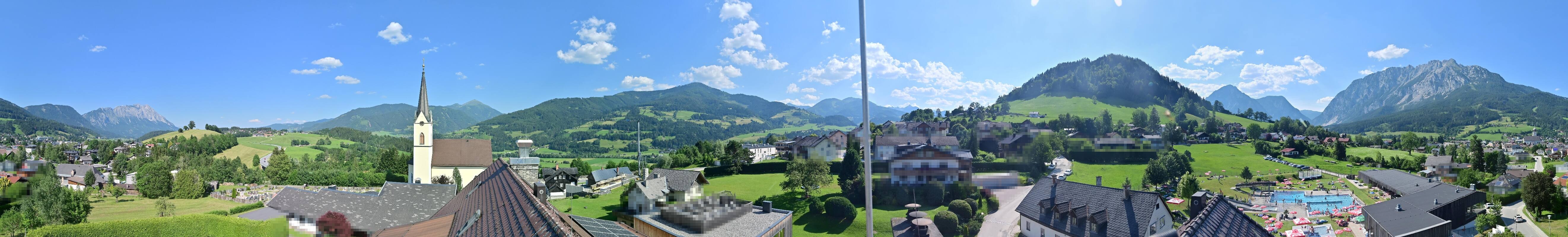 Archiv Foto Webcam Gröbming: Kirche und Panoramabad