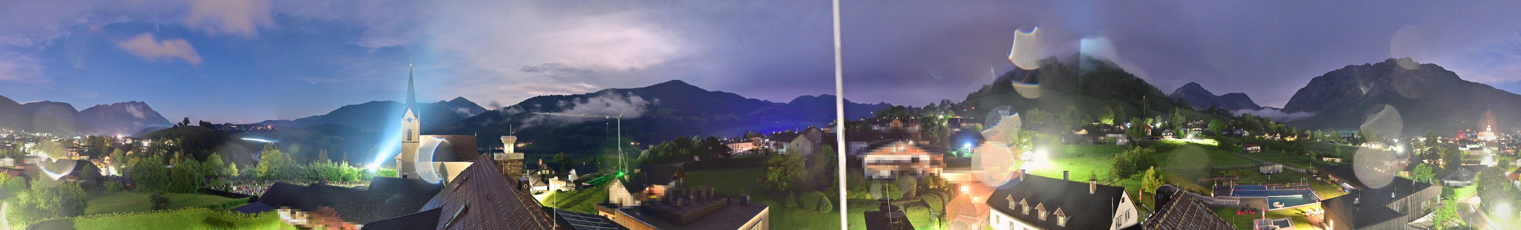 Archiv Foto Webcam Gröbming: Kirche und Panoramabad