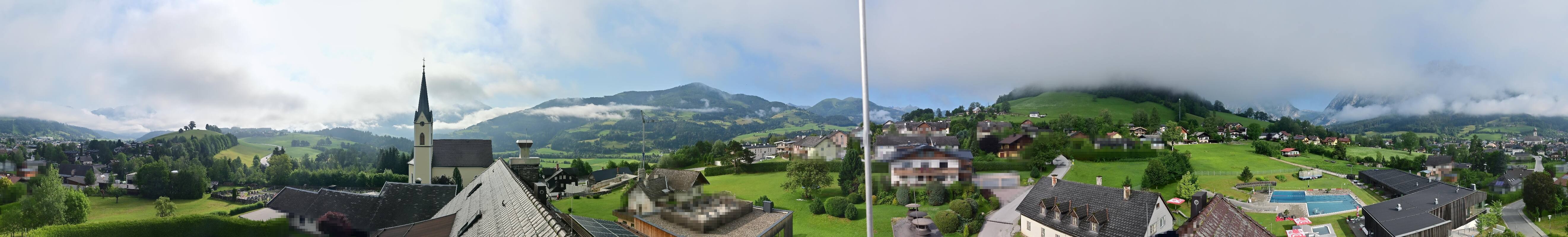 Archiv Foto Webcam Gröbming: Kirche und Panoramabad