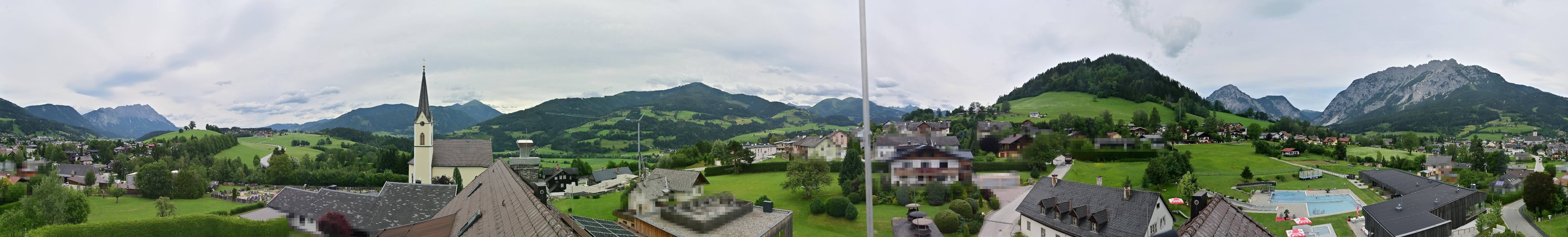 Archiv Foto Webcam Gröbming: Kirche und Panoramabad
