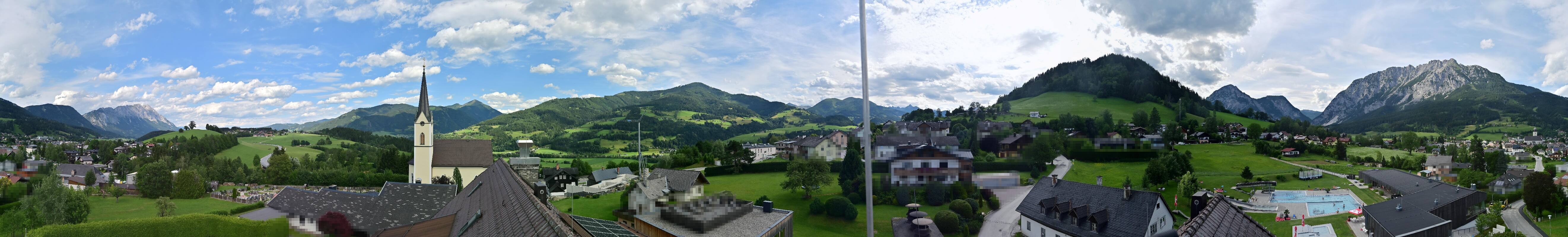 Archiv Foto Webcam Gröbming: Kirche und Panoramabad
