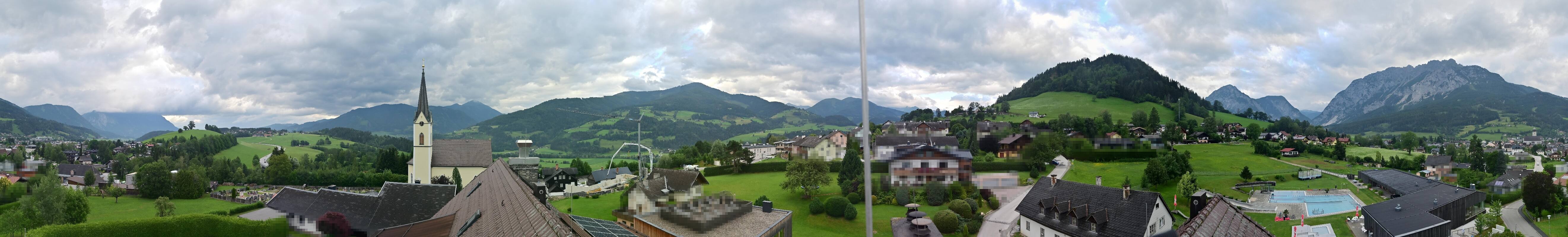Archiv Foto Webcam Gröbming: Kirche und Panoramabad