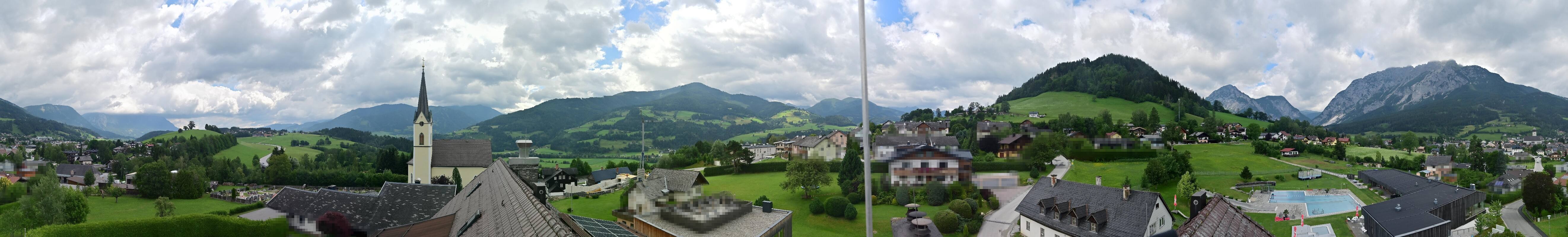 Archiv Foto Webcam Gröbming: Kirche und Panoramabad