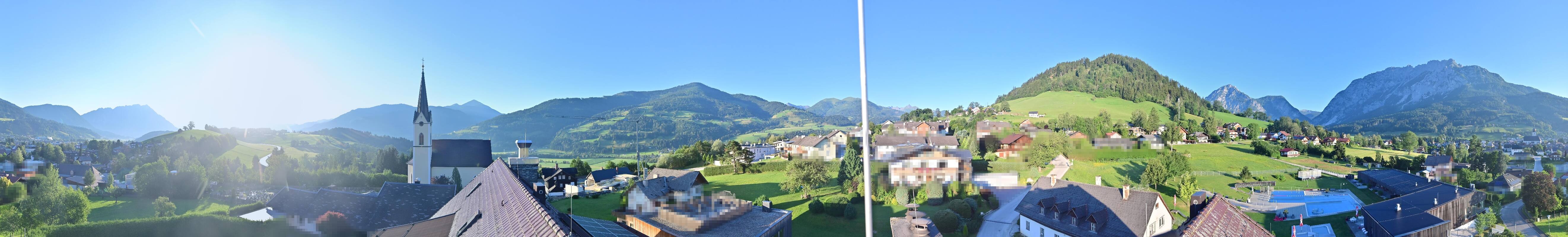 Archiv Foto Webcam Gröbming: Kirche und Panoramabad