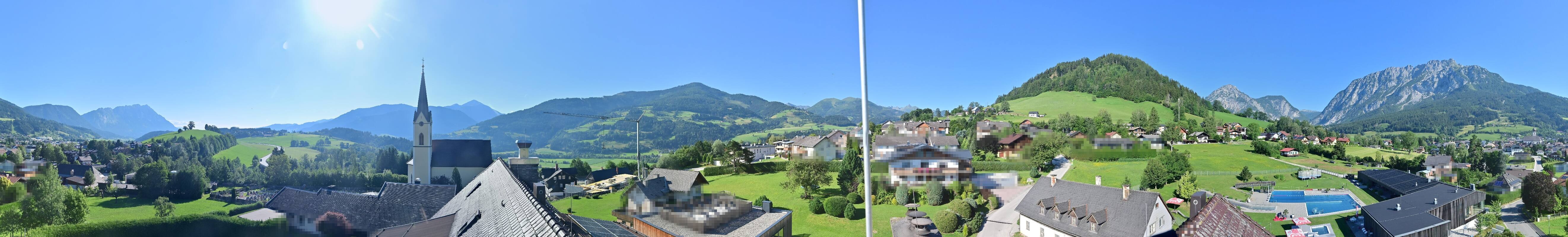 Archiv Foto Webcam Gröbming: Kirche und Panoramabad