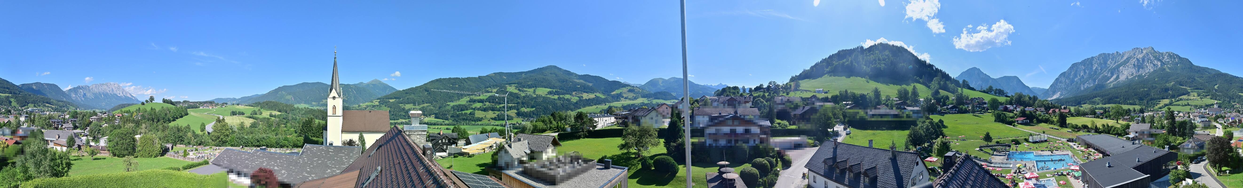Archiv Foto Webcam Gröbming: Kirche und Panoramabad