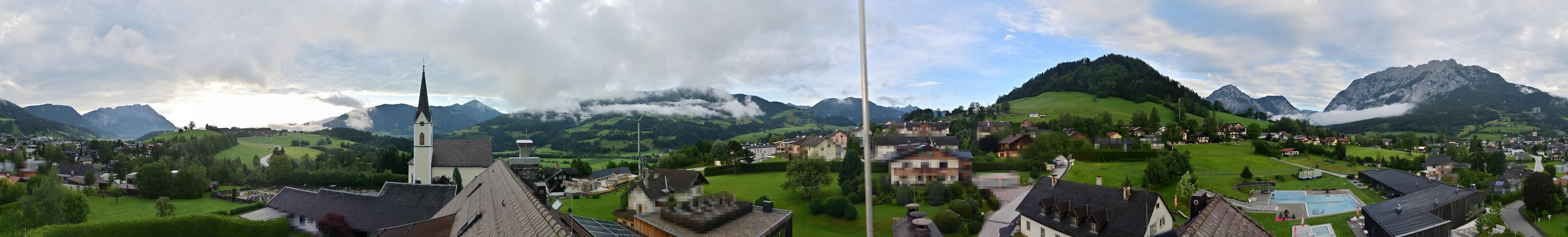 Archiv Foto Webcam Gröbming: Kirche und Panoramabad