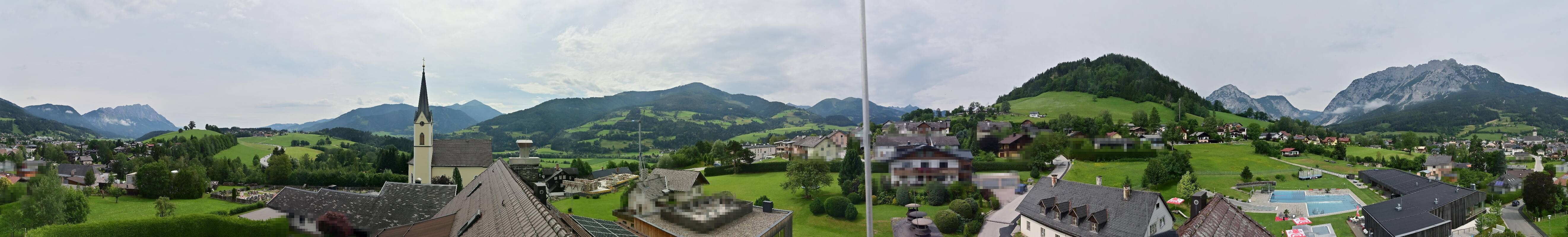 Archiv Foto Webcam Gröbming: Kirche und Panoramabad