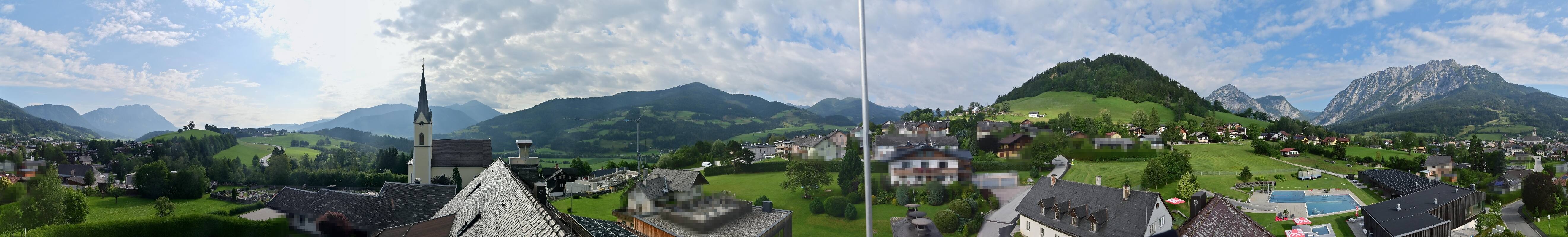 Archiv Foto Webcam Gröbming: Kirche und Panoramabad