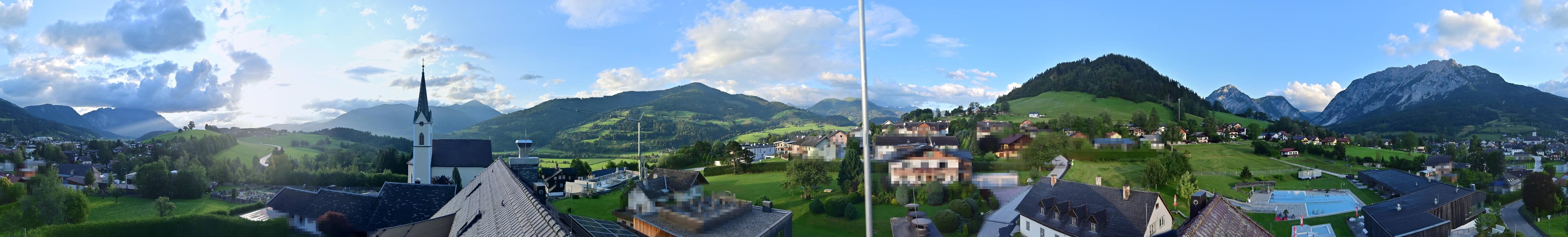Archiv Foto Webcam Gröbming: Kirche und Panoramabad
