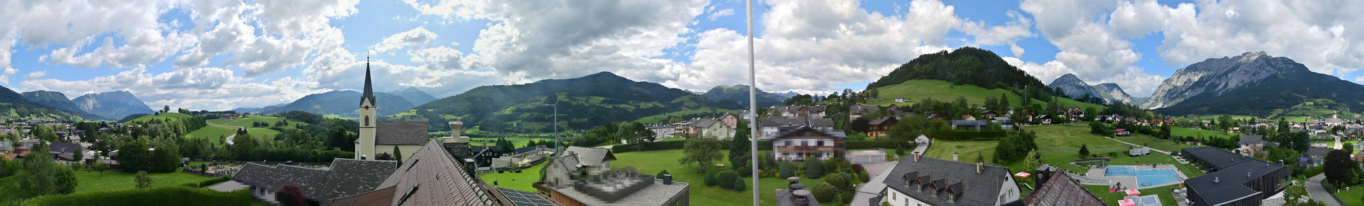Archiv Foto Webcam Gröbming: Kirche und Panoramabad