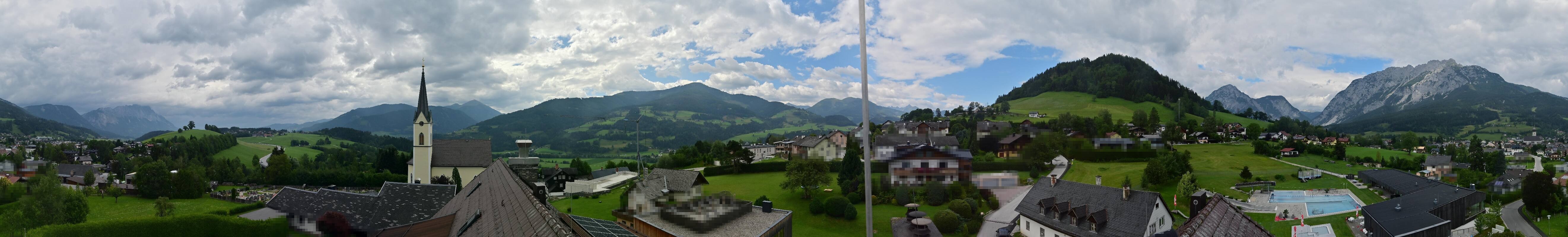 Archiv Foto Webcam Gröbming: Kirche und Panoramabad