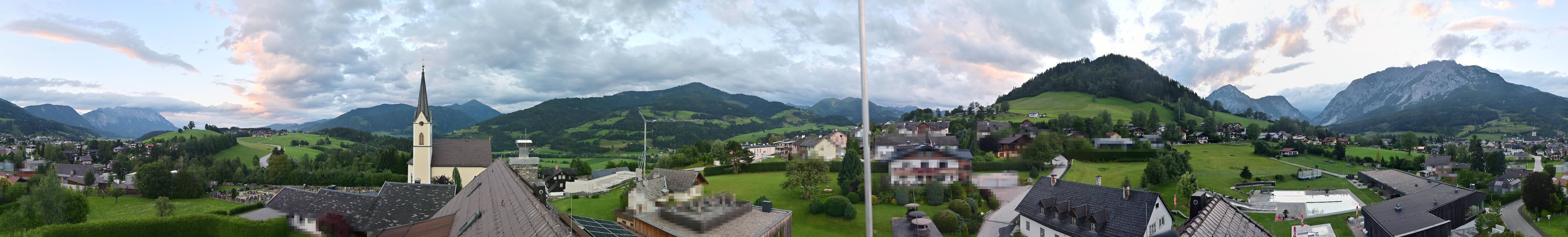 Archiv Foto Webcam Gröbming: Kirche und Panoramabad