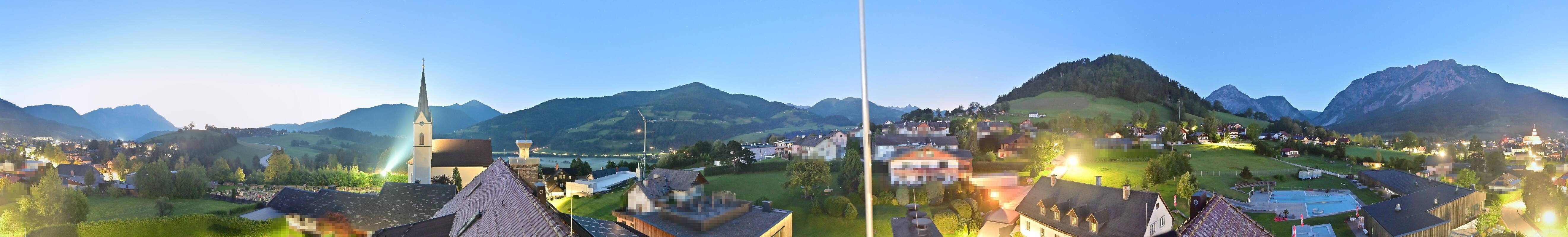 Archiv Foto Webcam Gröbming: Kirche und Panoramabad