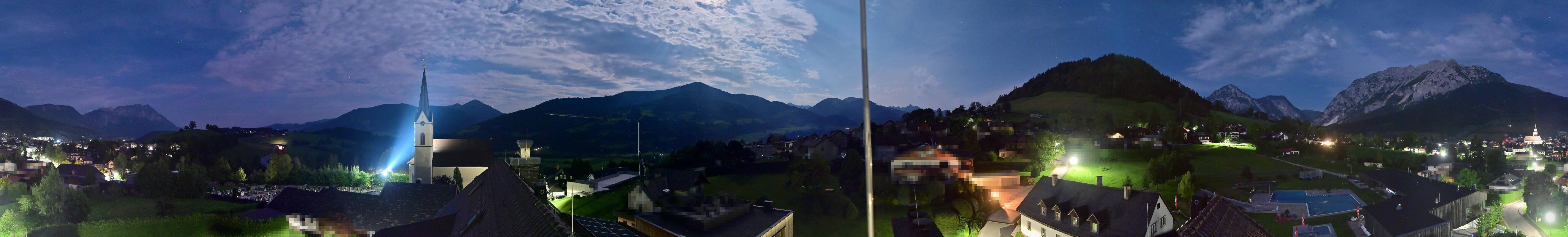 Archiv Foto Webcam Gröbming: Kirche und Panoramabad