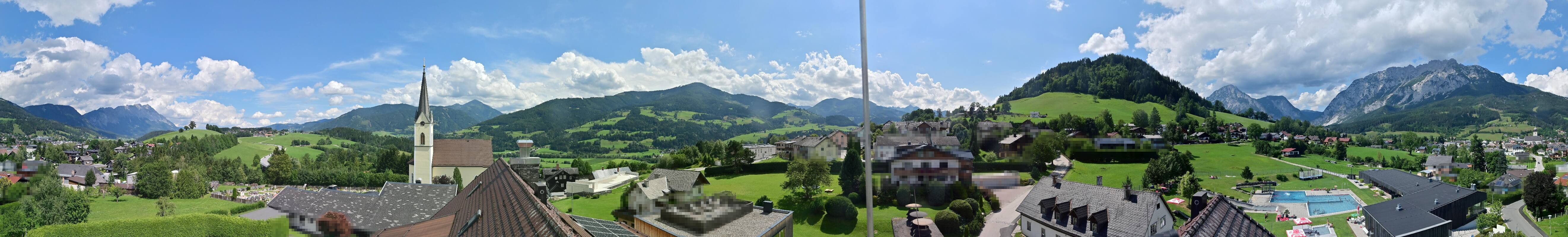 Archiv Foto Webcam Gröbming: Kirche und Panoramabad