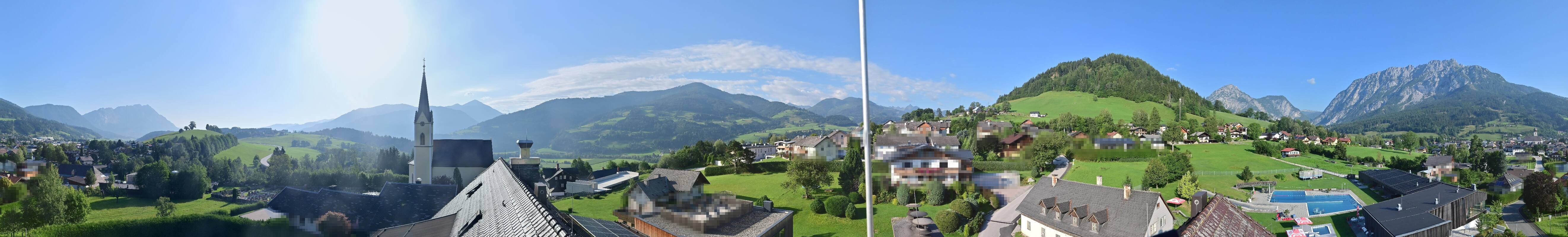 Archiv Foto Webcam Gröbming: Kirche und Panoramabad
