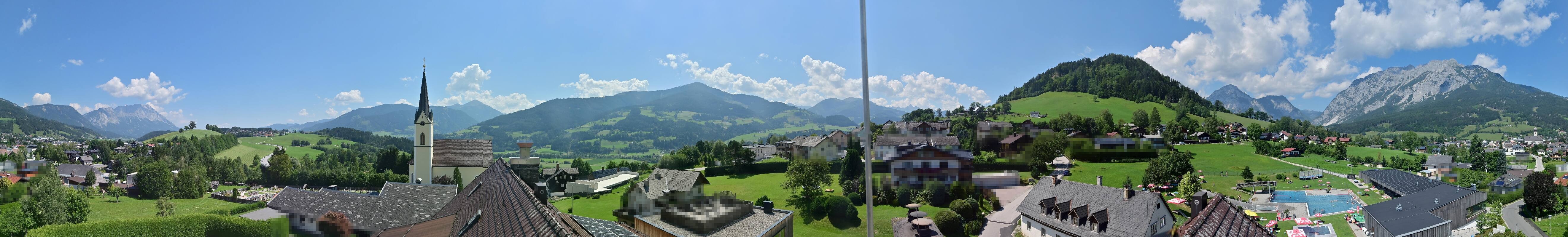 Archiv Foto Webcam Gröbming: Kirche und Panoramabad