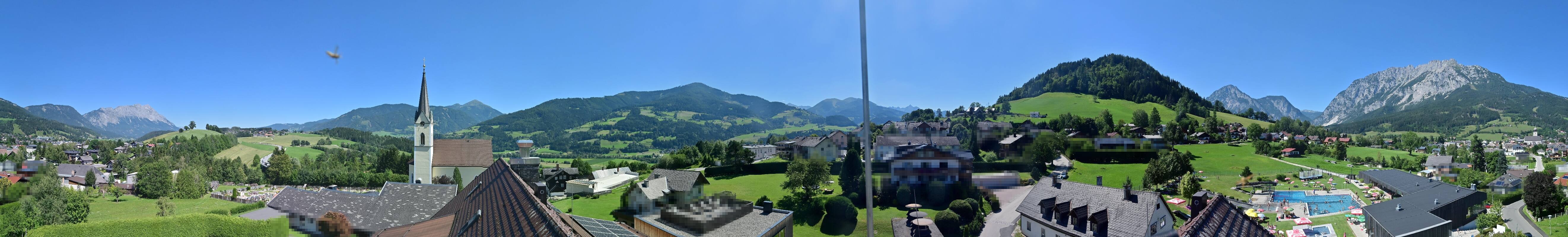 Archiv Foto Webcam Gröbming: Kirche und Panoramabad