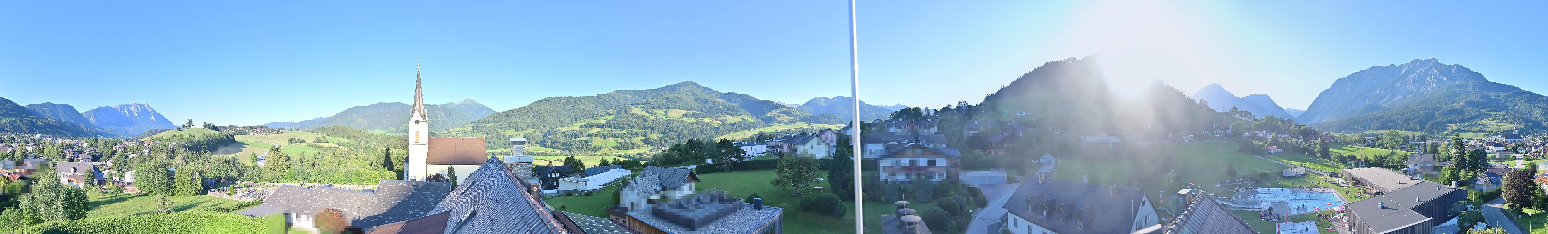 Archiv Foto Webcam Gröbming: Kirche und Panoramabad
