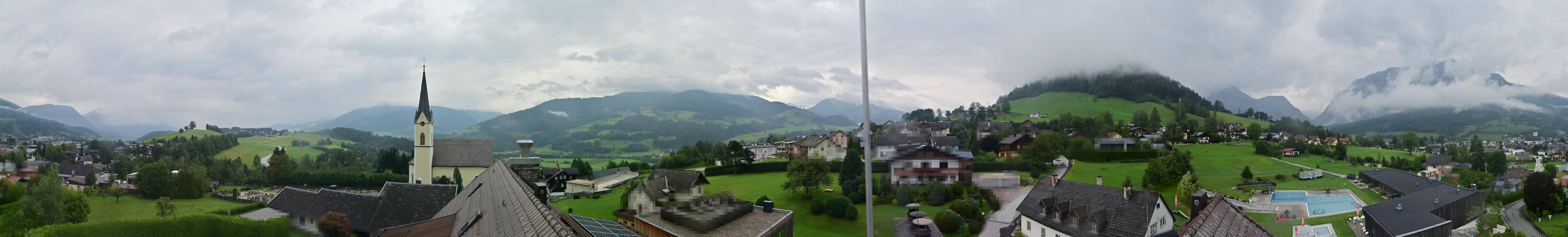 Archiv Foto Webcam Gröbming: Kirche und Panoramabad