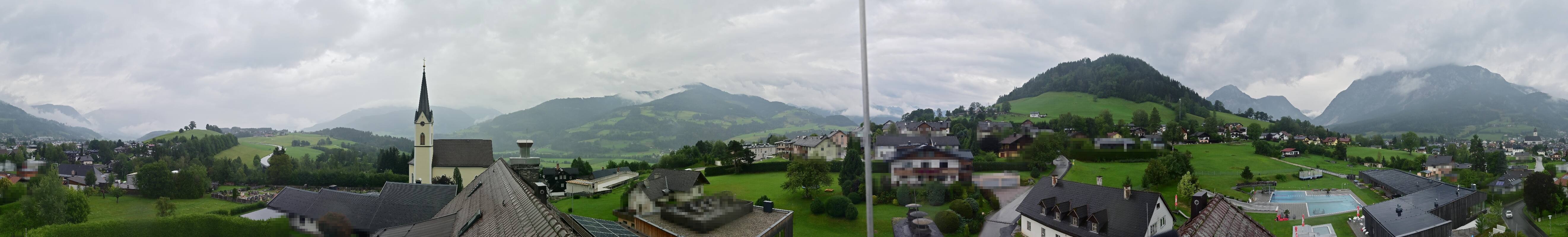 Archiv Foto Webcam Gröbming: Kirche und Panoramabad