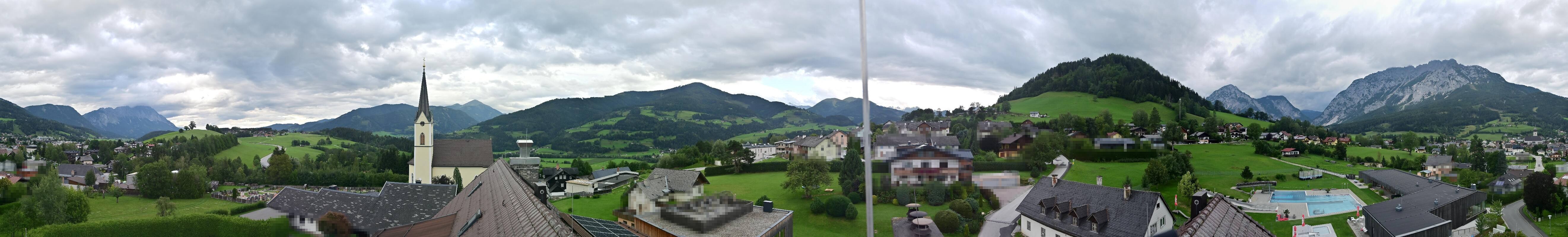 Archiv Foto Webcam Gröbming: Kirche und Panoramabad