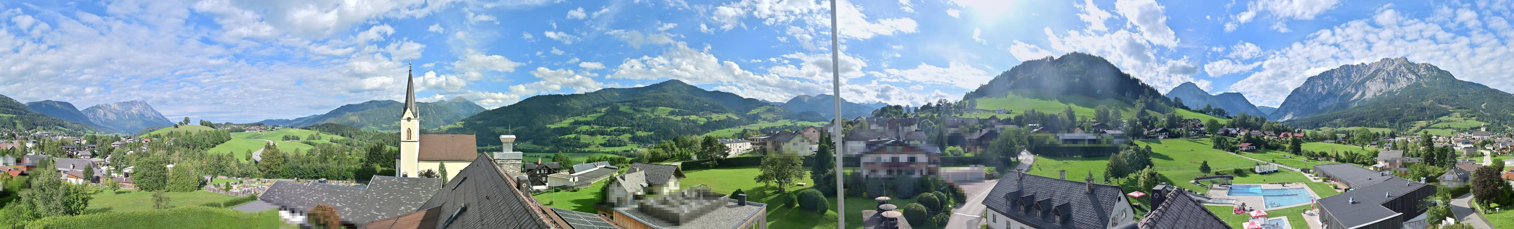 Archiv Foto Webcam Gröbming: Kirche und Panoramabad