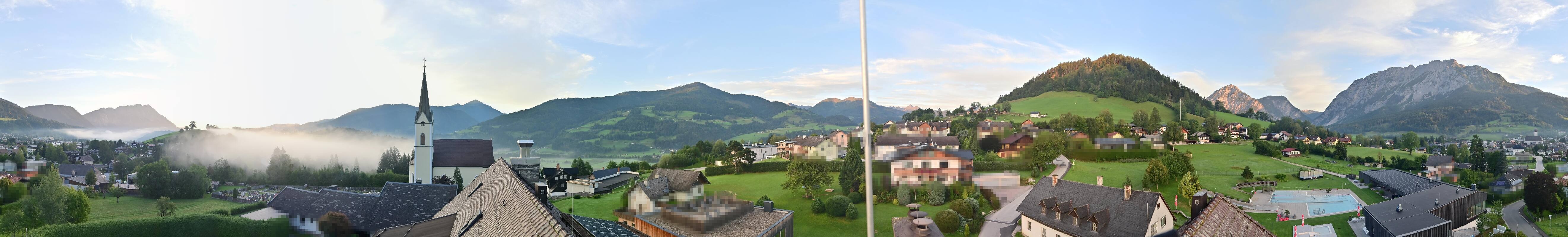 Archiv Foto Webcam Gröbming: Kirche und Panoramabad