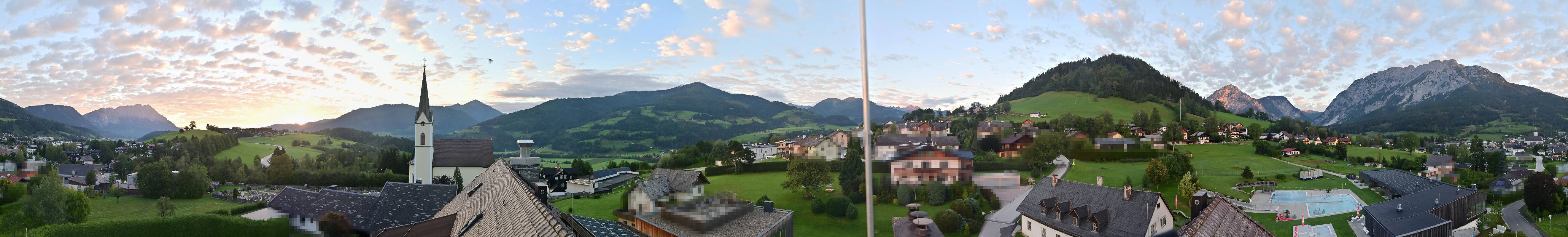 Archiv Foto Webcam Gröbming: Kirche und Panoramabad