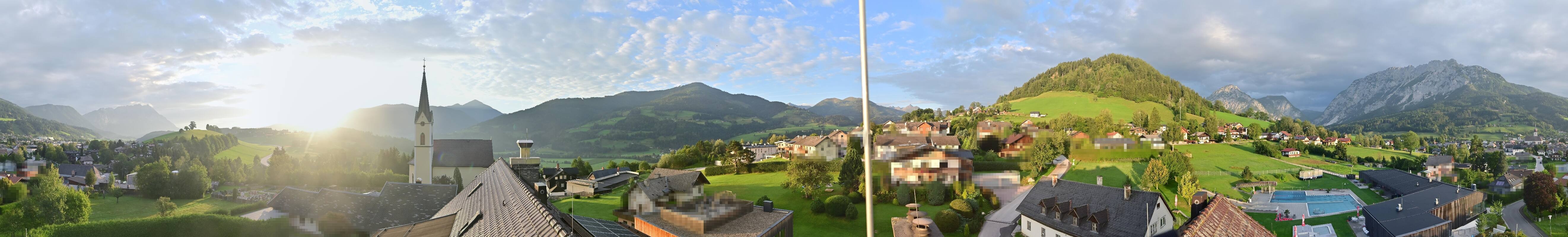 Archiv Foto Webcam Gröbming: Kirche und Panoramabad