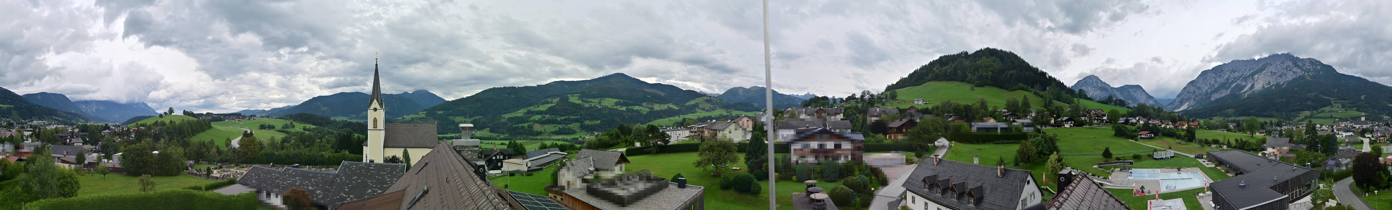 Archiv Foto Webcam Gröbming: Kirche und Panoramabad