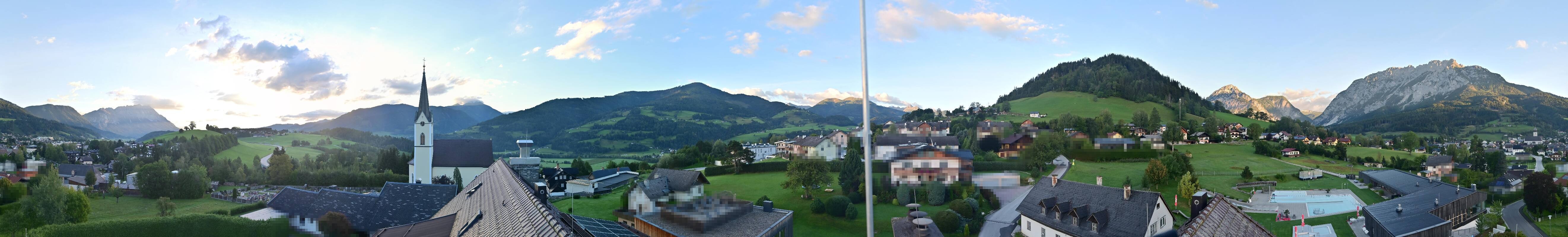 Archiv Foto Webcam Gröbming: Kirche und Panoramabad