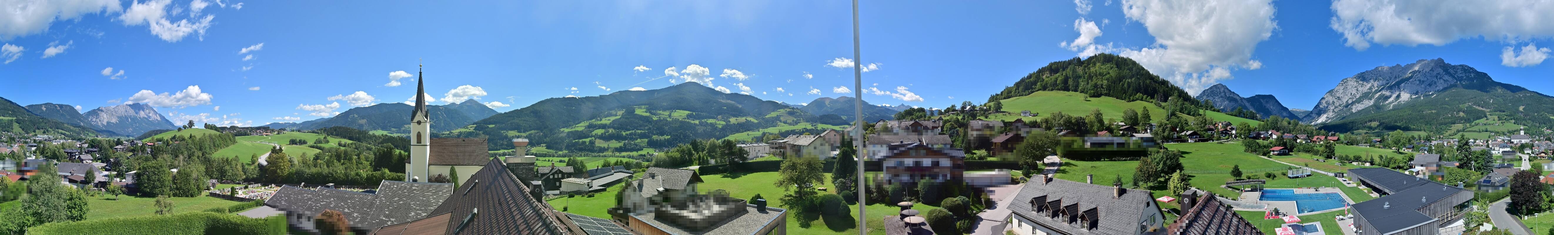 Archiv Foto Webcam Gröbming: Kirche und Panoramabad