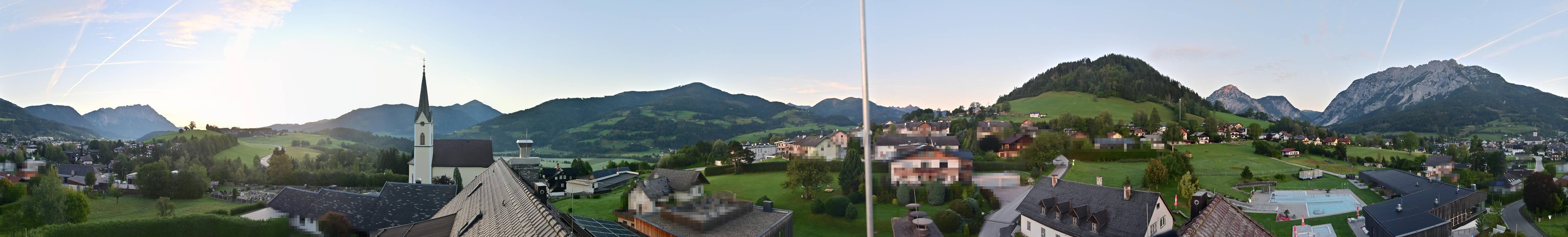 Archiv Foto Webcam Gröbming: Kirche und Panoramabad