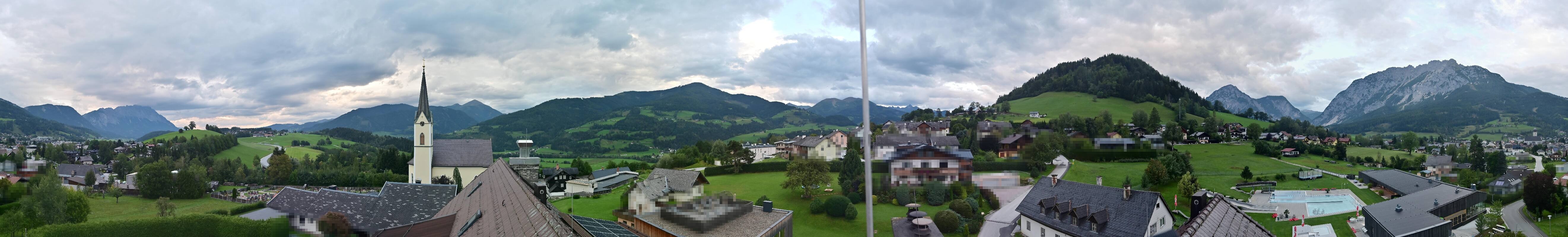 Archiv Foto Webcam Gröbming: Kirche und Panoramabad
