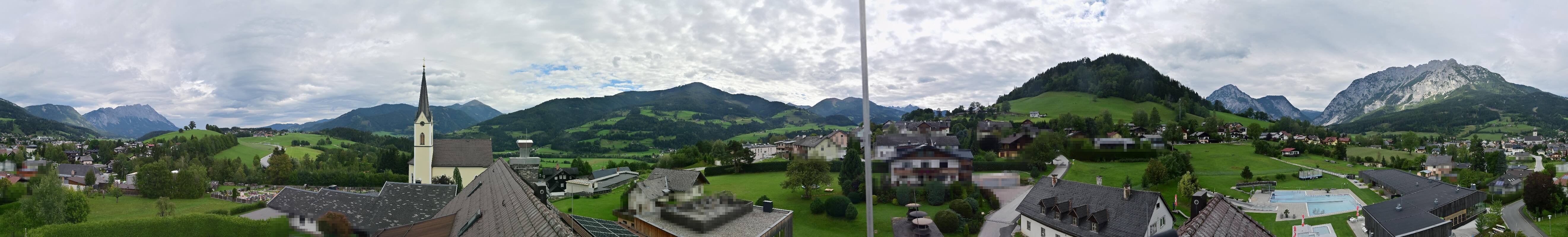 Archiv Foto Webcam Gröbming: Kirche und Panoramabad