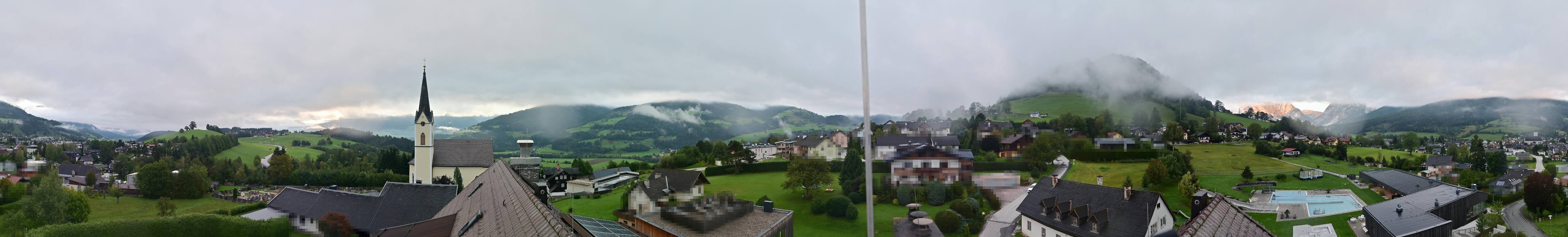 Archiv Foto Webcam Gröbming: Kirche und Panoramabad