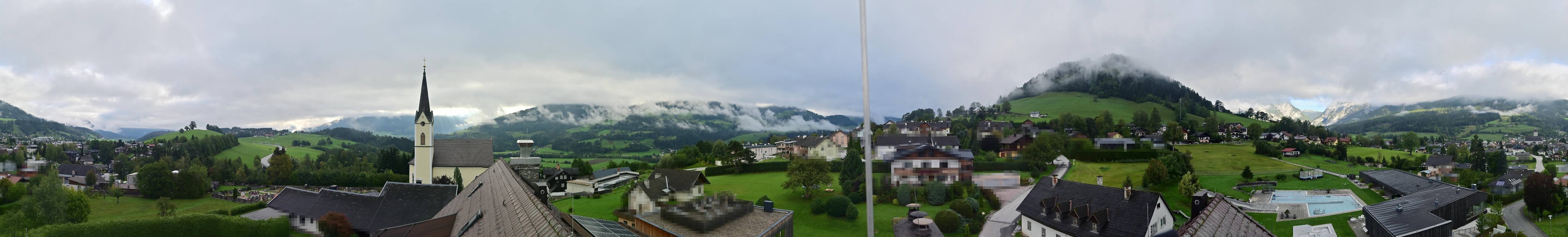 Archiv Foto Webcam Gröbming: Kirche und Panoramabad