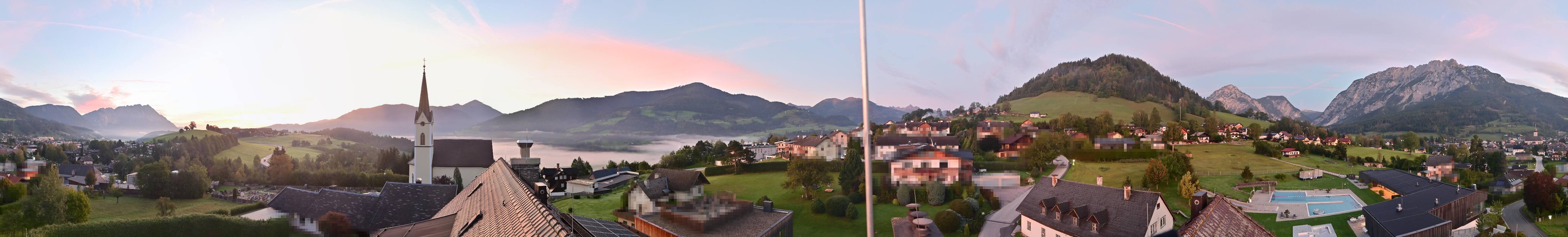 Archiv Foto Webcam Gröbming: Kirche und Panoramabad
