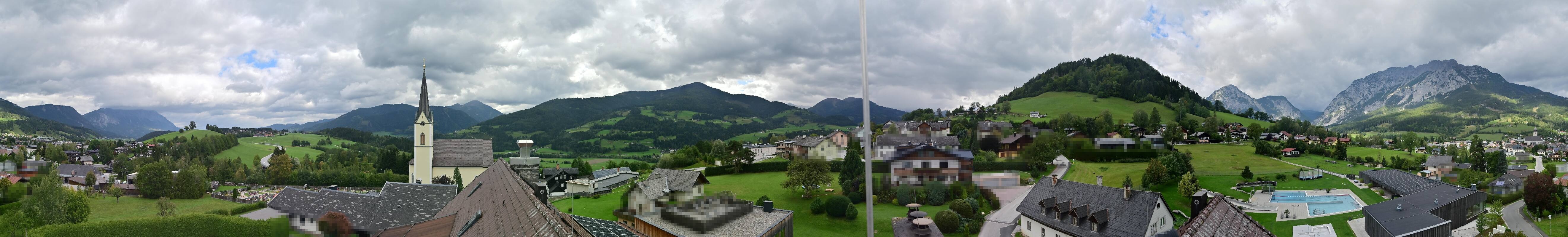 Archiv Foto Webcam Gröbming: Kirche und Panoramabad