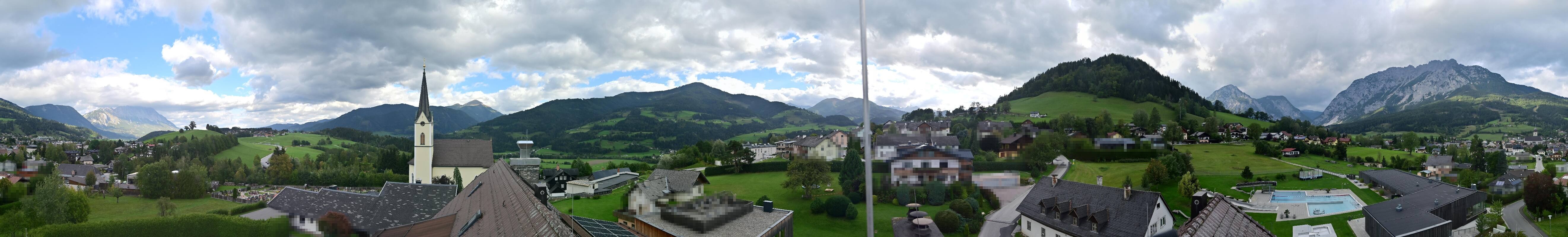 Archiv Foto Webcam Gröbming: Kirche und Panoramabad